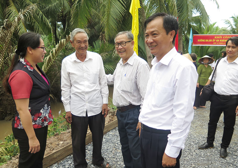 Bến Tre: Tôn vinh Công dân Đồng Khởi lần thứ I