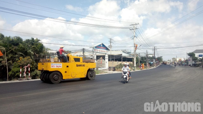 Tăng tốc thảm nhựa, nâng cấp mặt đường QL1 đoạn qua Bạc Liêu