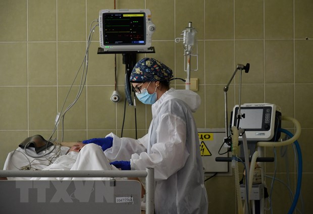 COVID-19: Ukraine ghi nhận chủng virus SARS-CoV-2 mới nguy hiểm hơn