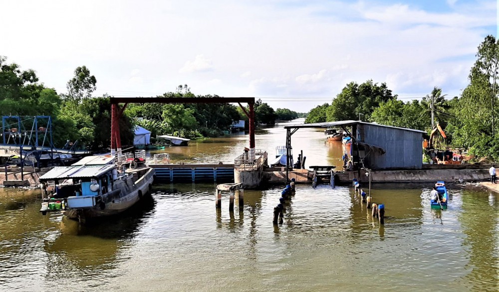 Khẩn trương phòng chống hạn, mặn