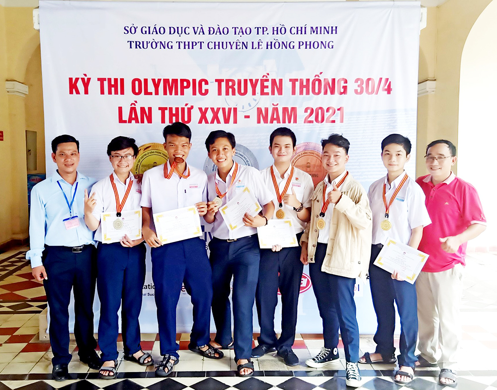 Trường THPT chuyên Thoại Ngọc Hầu đạt kết quả cao tại Cuộc thi Olympic truyền thống 30-4