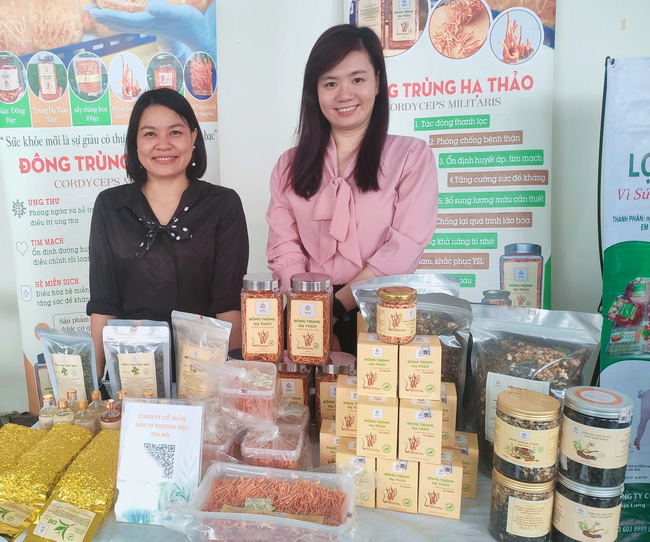 Phụ nữ vào cuộc sản xuất, kết nối tiêu thụ nông sản an toàn