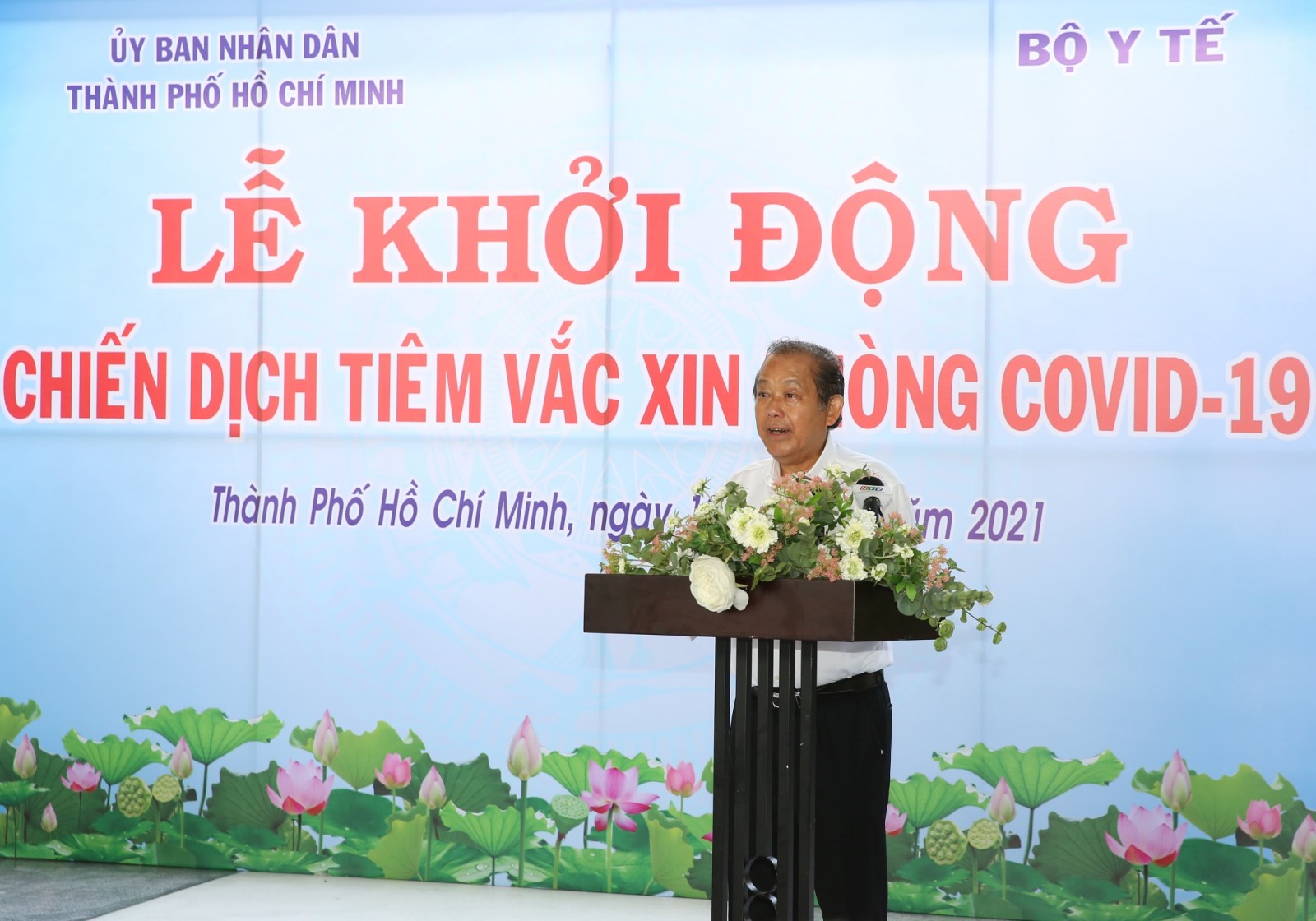 TPHCM khởi động chiến dịch tiêm 836.000 liều vaccine phòng COVID-19