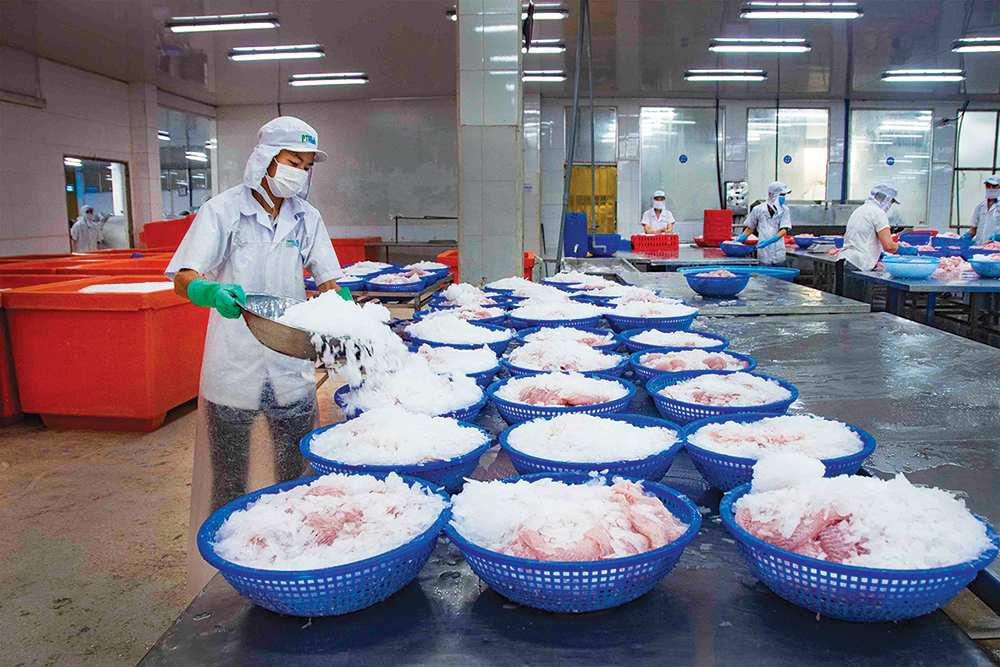 Doanh nghiệp thực hiện giãn cách, áp dụng “3 tại chỗ”