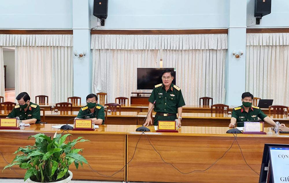 Quân khu 9 hỗ trợ thu hoạch, vận chuyển nông sản trên địa bàn An Giang