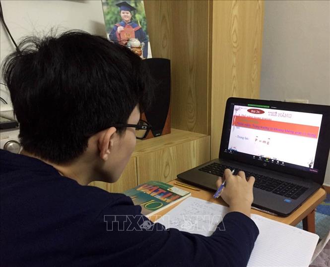 Đề xuất gói tín dụng hỗ trợ học sinh, sinh viên mua máy tính học trực tuyến