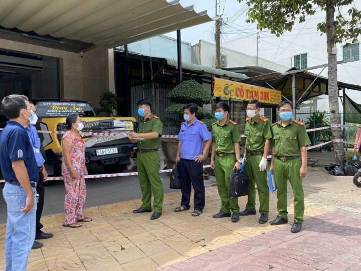Bạc Liêu: Khởi tố chủ cơ sở mỹ phẩm 'vi phạm quy định về an toàn nơi đông người'