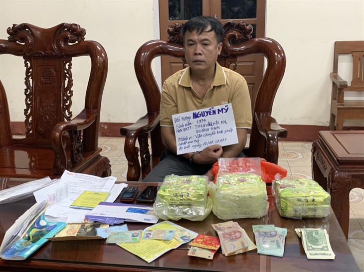 Bắt giữ đối tượng vận chuyển 3kg ma túy tổng hợp