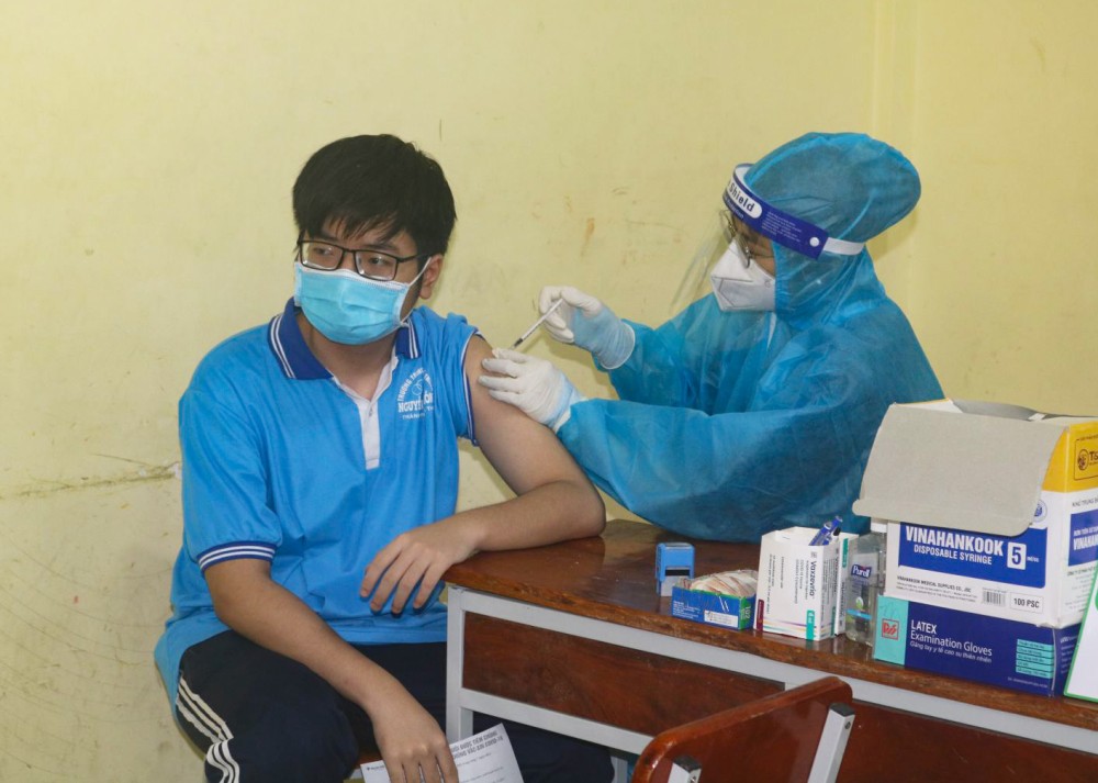 Cần Thơ: Gần 90% học sinh 12-17 tuổi đã tiêm mũi 1 vaccine phòng COVID-19