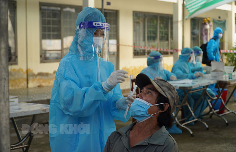 Bến Tre: Duy trì và tăng cường biện pháp phòng chống dịch COVID-19