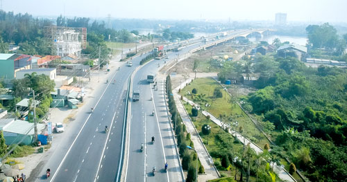 Long An: Phát triển hạ tầng giao thông đồng bộ gắn với thu hút đầu tư