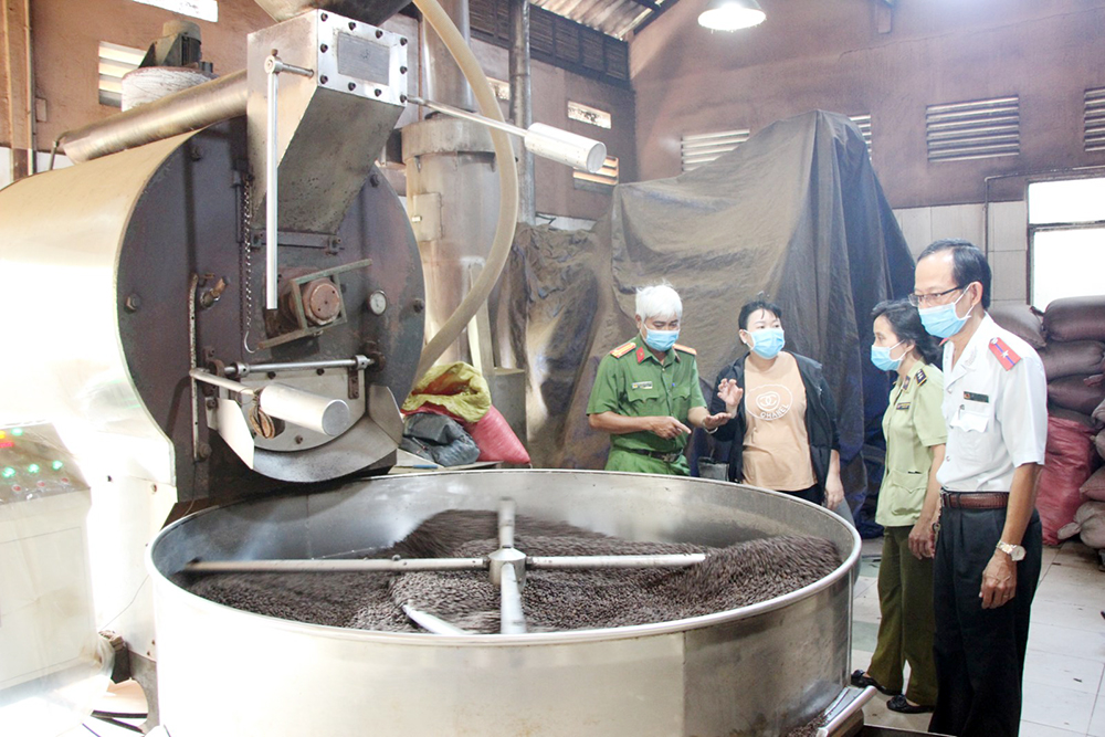 An Giang tăng cường kiểm tra bảo đảm an toàn thực phẩm Tết Nguyên đán Nhâm Dần và lễ hội Xuân 2022