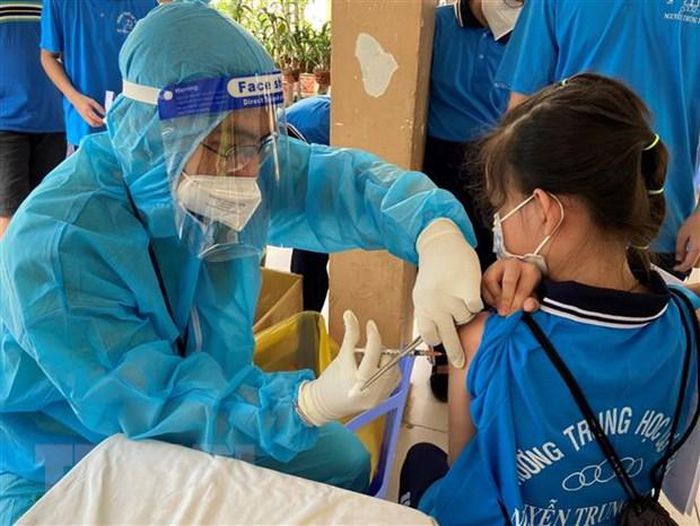 Học sinh tiểu học Long An bắt đầu học trực tuyến từ ngày 3-1-2022