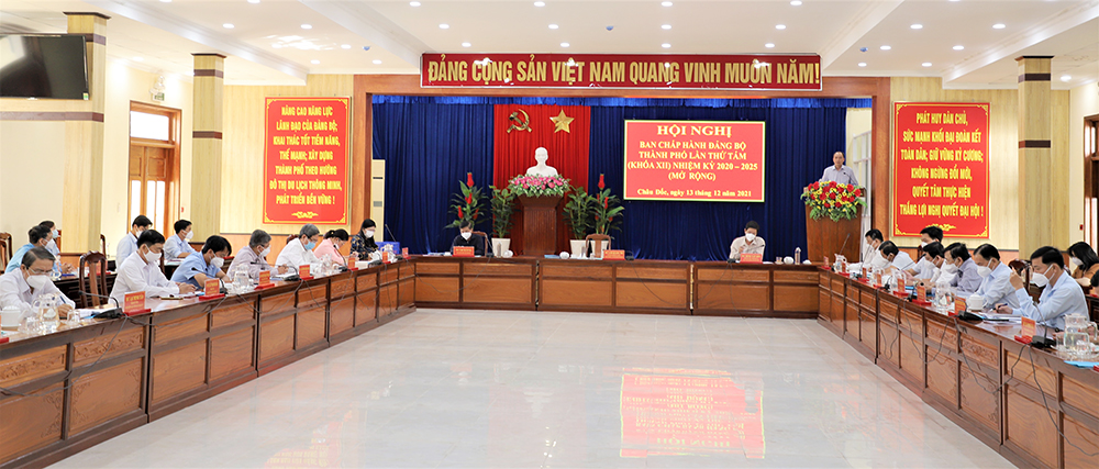 Châu Đốc chú trọng công tác xây dựng Đảng