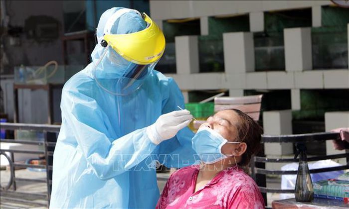 Cần Thơ tiếp nhận 6.000 bộ sinh phẩm xét nghiệm nhanh kháng nguyên