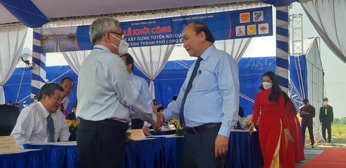 Điểm nghẽn giao thông ĐBSCL được tháo dần