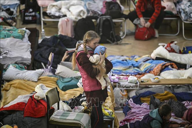 Trên 3,8 triệu người từ Ukraine đã sang các nước láng giềng