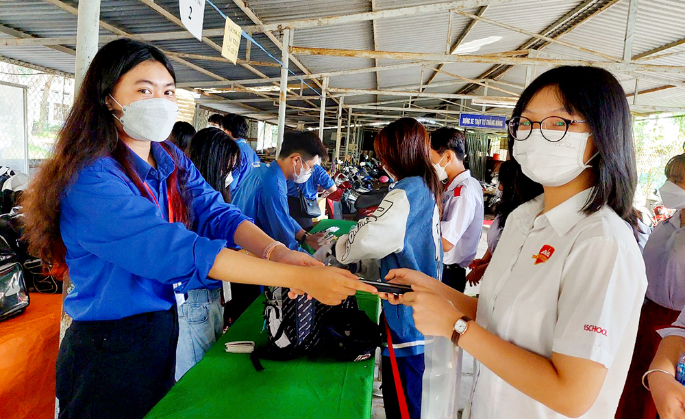 Kỳ thi tuyển sinh lớp 10 (năm học 2022-2023): Ngày thi đầu tiên an toàn, khá vừa sức