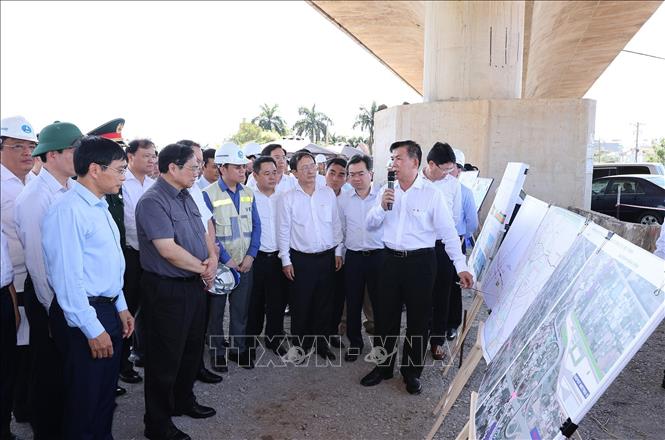 Thủ tướng Phạm Minh Chính khảo sát các dự án phát triển hạ tầng tại TP Hồ Chí Minh