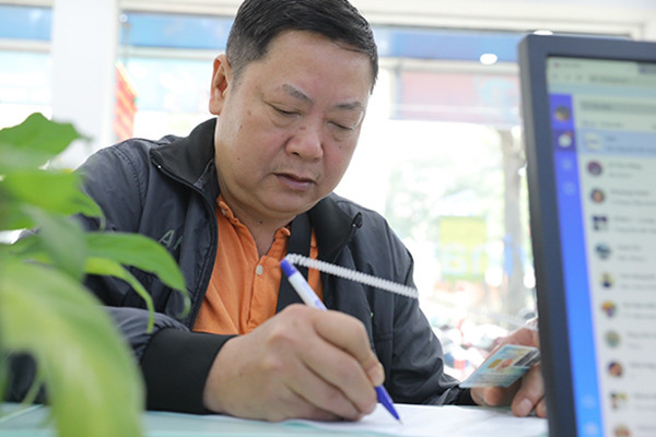 Rà soát tiếp thuê bao đăng ký từ 10 SIM trở lên để chặn vấn nạn SIM rác