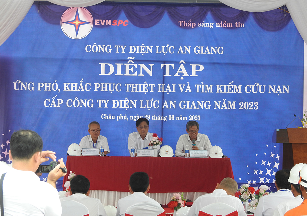 Công ty Điện lực An Giang diễn tập phòng, chống thiên tai và tìm kiếm cứu nạn năm 2023