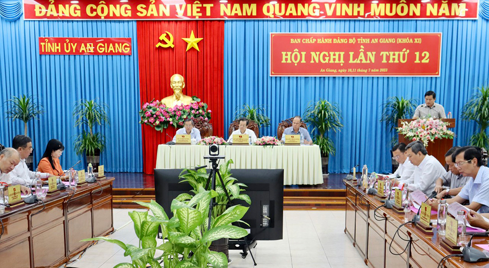 Bế mạc Hội nghị lần thứ 12, Ban Chấp hành Đảng bộ tỉnh An Giang khóa XI