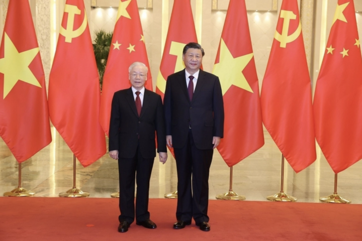 Tổng Bí thư Nguyễn Phú Trọng và Tổng Bí thư, Chủ tịch Trung Quốc Tập Cận Bình gặp gỡ cuối tháng 10/2022. (Ảnh: TTXVN)