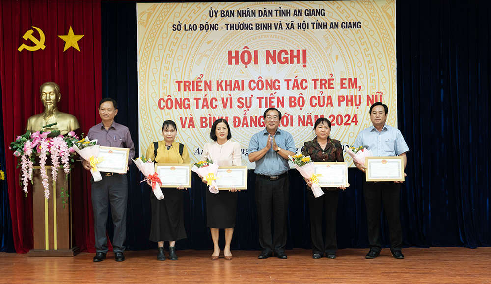 An Giang triển khai công tác trẻ em, bình đẳng giới và vì sự tiến bộ của phụ nữ năm 2024