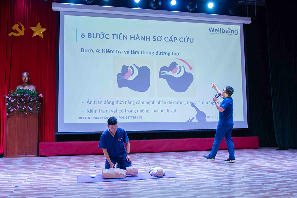 Chia sẻ kiến thức về phòng, chống đuối nước, thuộc Chương trình “Kình ngư nhí” năm 2024
