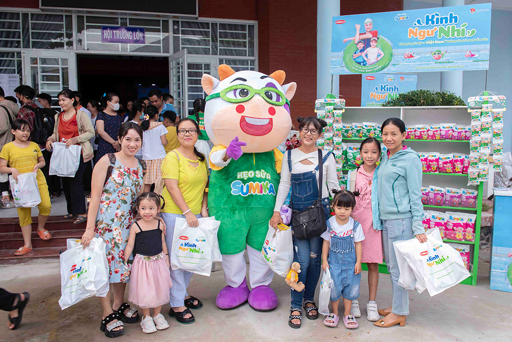 Chia sẻ kiến thức về phòng, chống đuối nước, thuộc Chương trình “Kình ngư nhí” năm 2024