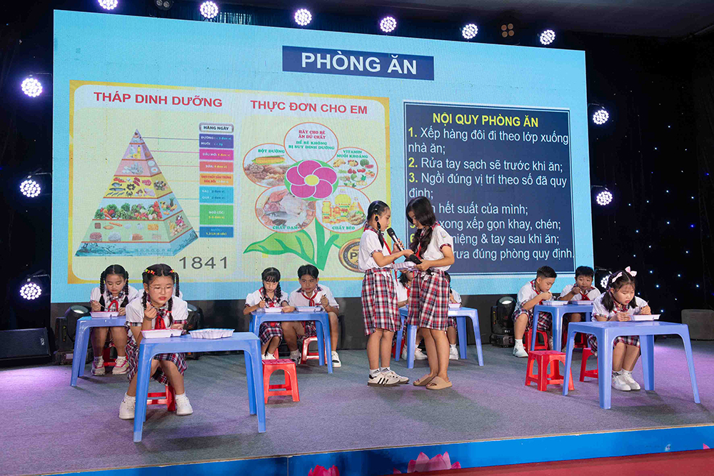 Khai mạc Hội thi Sân khấu hoá nhân vật từ tác phẩm văn học
