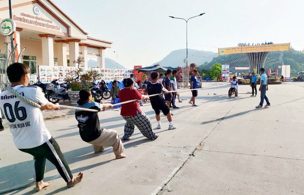 Huyện Tri Tôn tổ chức nhiều hoạt động kỷ niệm 50 năm Ngày Giải phóng miền Nam