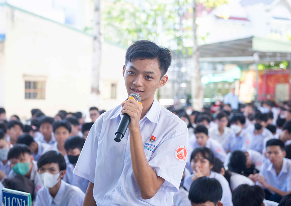 Diễn đàn phòng, chống bạo lực học đường, thuốc lá điện tử và xâm hại trẻ em