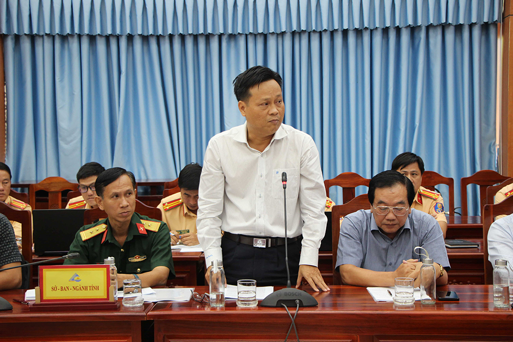 Chủ tịch UBND tỉnh An Giang Hồ Văn Mừng chỉ đạo tăng cường đảm bảo trật tự, an toàn giao thông