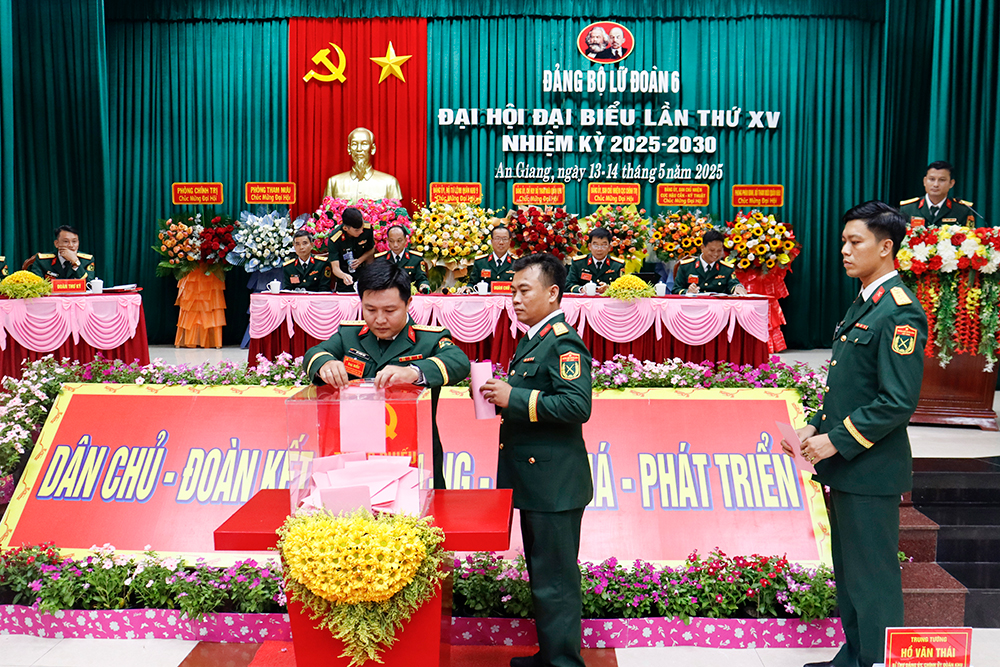 Đại hội đại biểu Đảng bộ Lữ đoàn 6 (nhiệm kỳ 2025 - 2030) thành công tốt đẹp