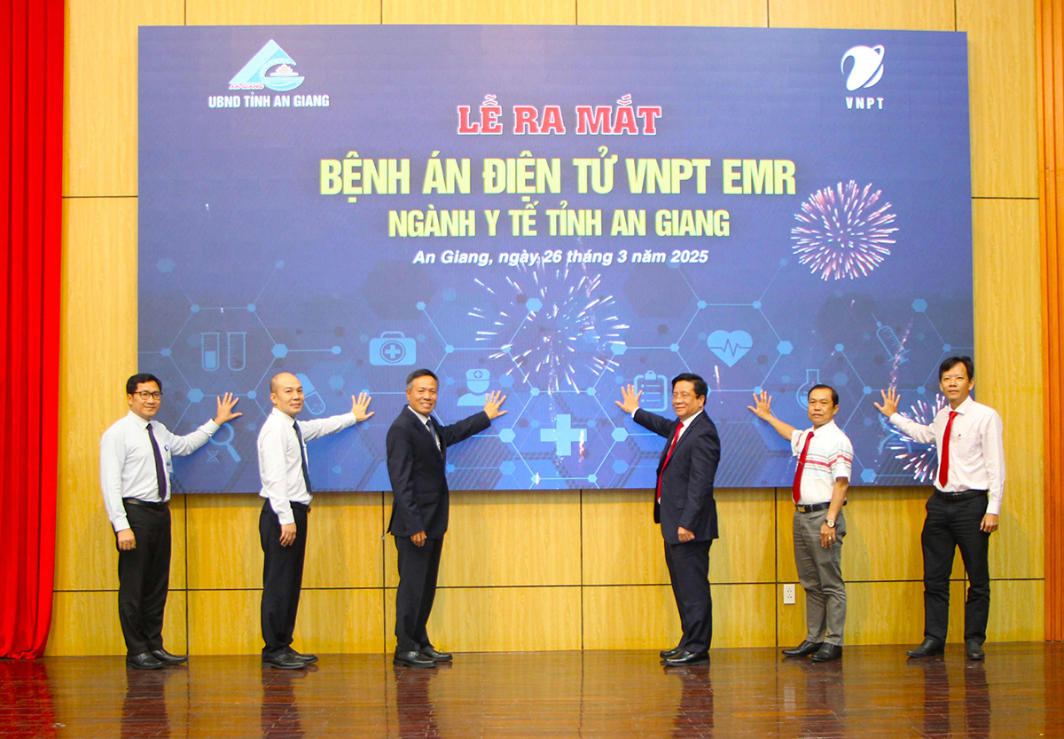 Doanh nghiệp đồng hành chuyển đổi số