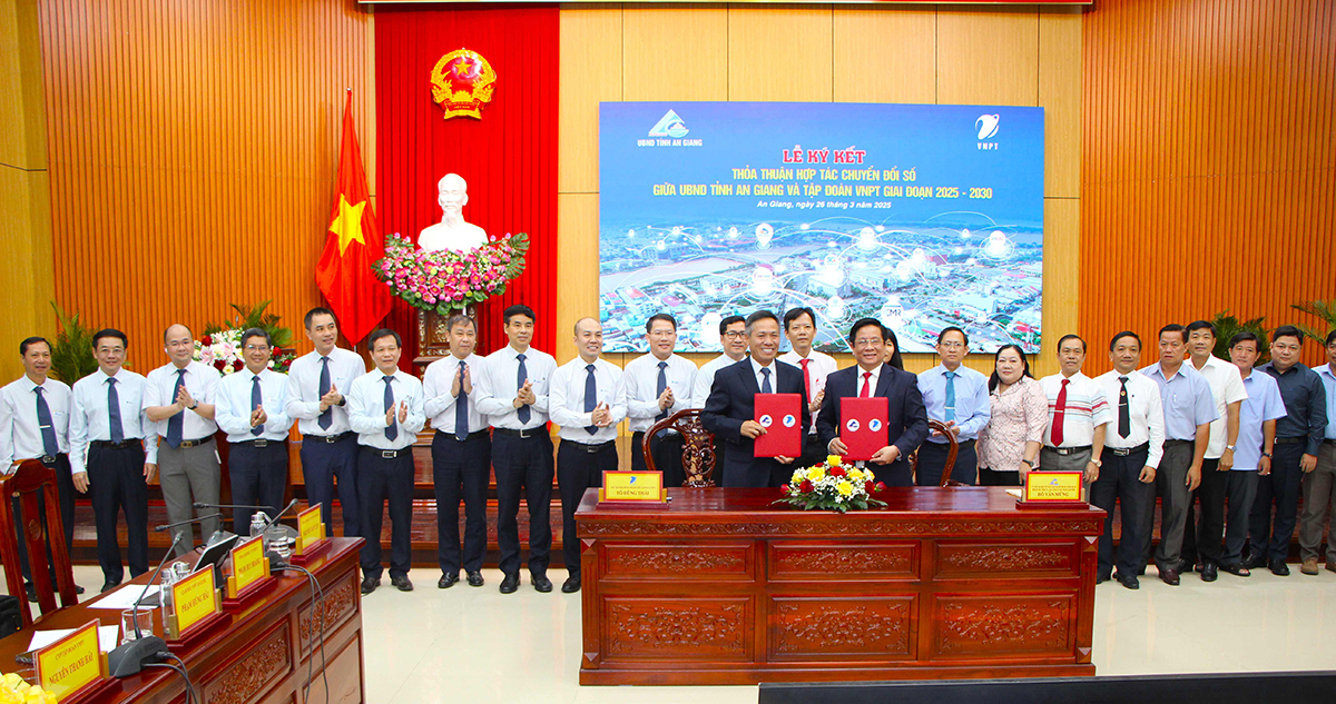 Doanh nghiệp đồng hành chuyển đổi số