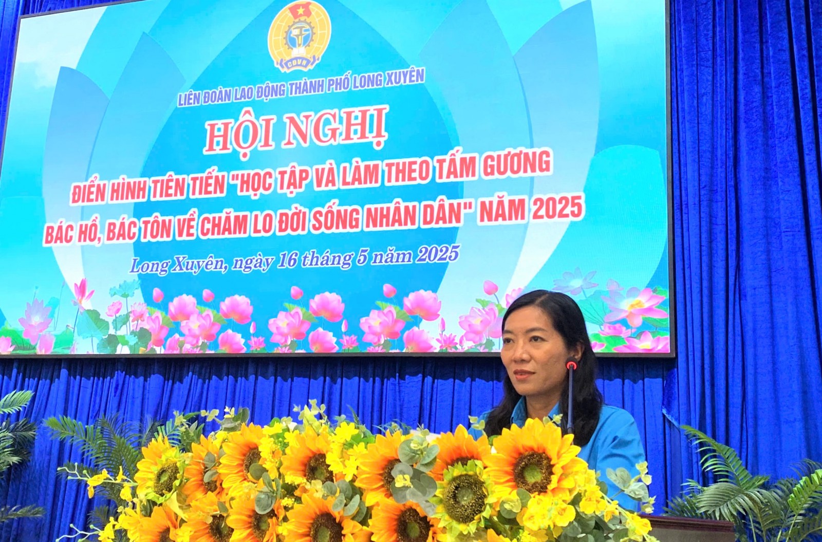 Liên đoàn Lao động TP. Long Xuyên biểu dương điển hình tiên tiến học tập và làm theo Bác