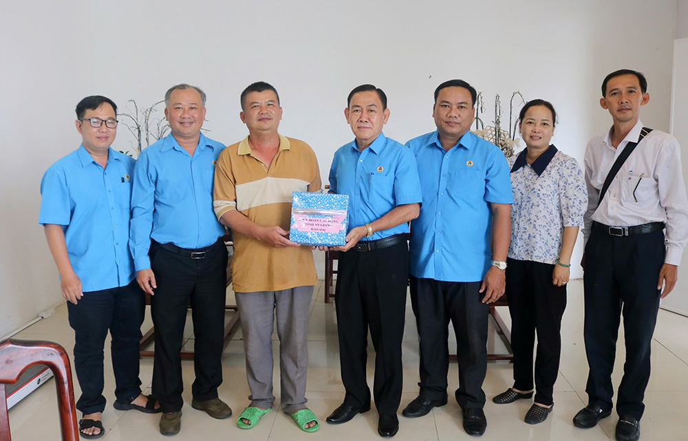 Liên đoàn Lao động tỉnh khảo sát công tác phát triển đoàn viên, thành lập Công đoàn cơ sở doanh nghiệp tại huyện Châu Thành
