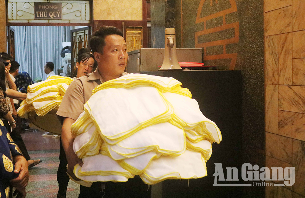 Đêm Mộc Dục ở núi Sam
