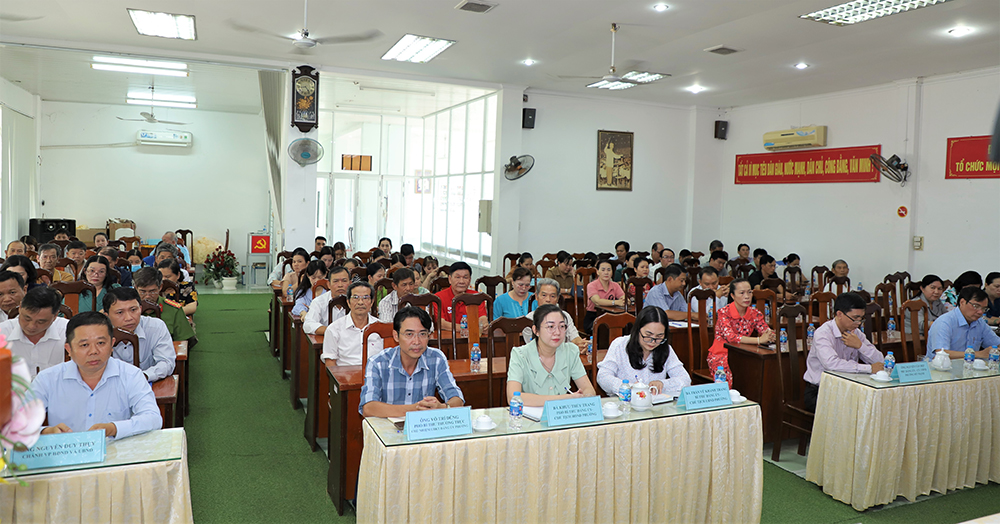 Cử tri phường Mỹ Thới, Mỹ Thạnh gửi gắm nhiều ý kiến đến HĐND tỉnh và TP. Long Xuyên