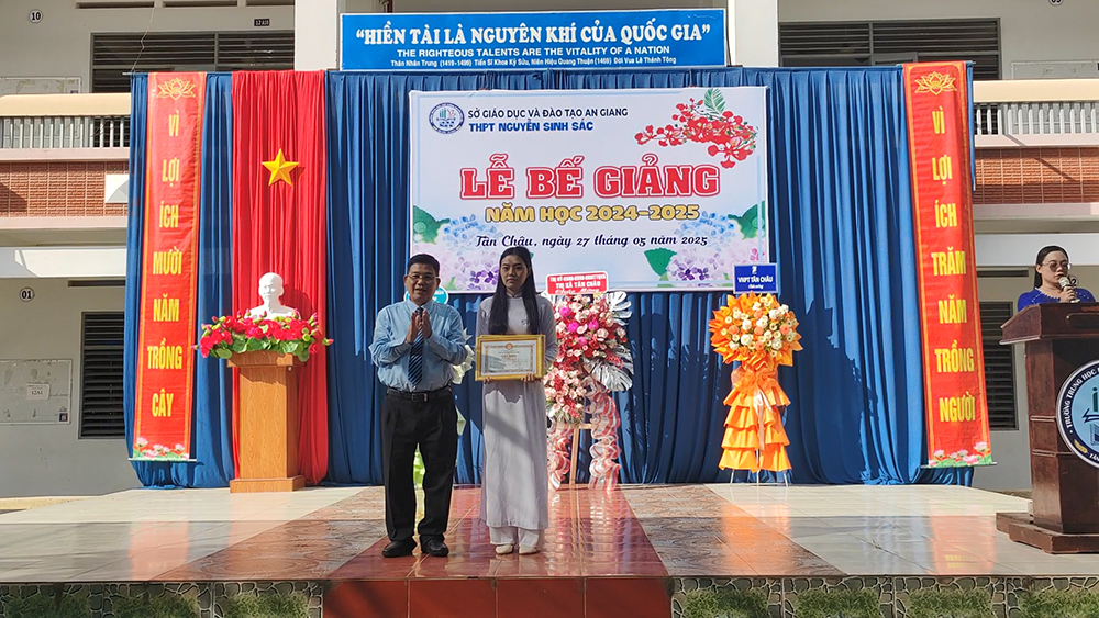 Nhiều trường học ở TX. Tân Châu tổng kết năm học