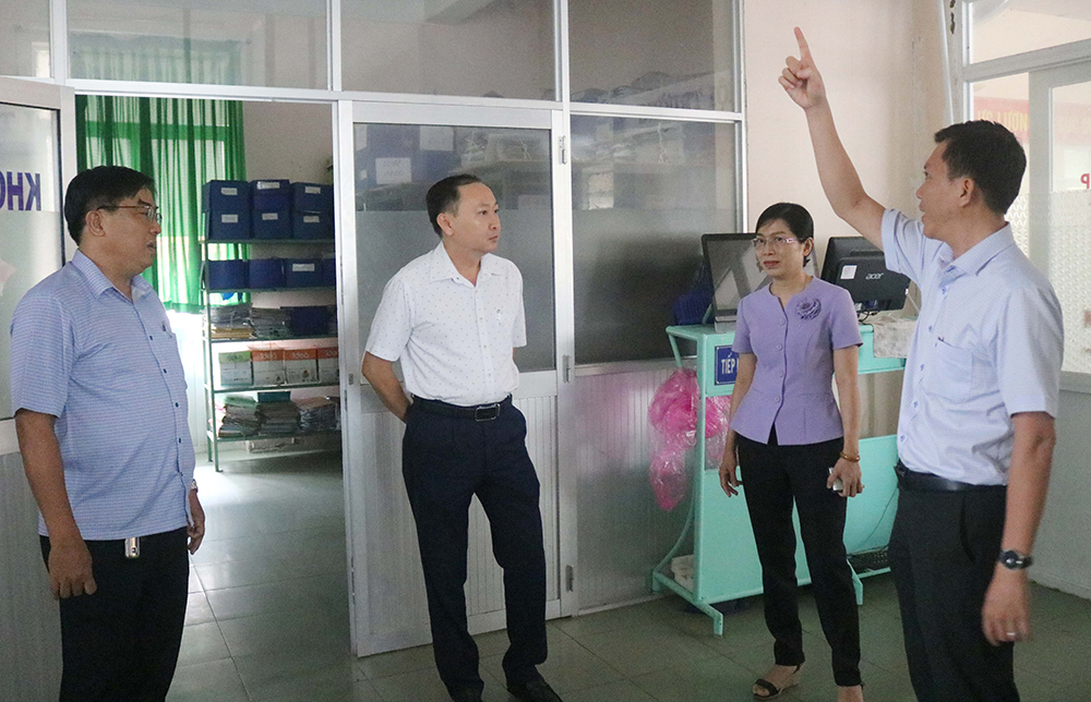 TP. Châu Đốc khảo sát cơ sở vật chất phục vụ sáp nhập đơn vị hành chính