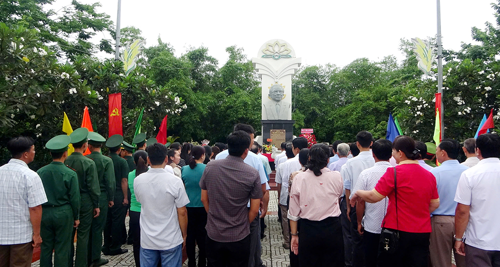 Tri Tôn kỷ niệm 76 năm Chiến thắng cầu sắt Vĩnh Thông, tưởng niệm cố Thủ tướng Võ Văn Kiệt