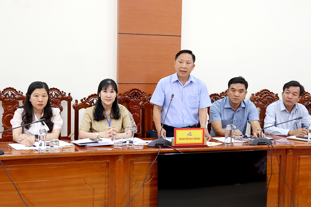 Thứ trưởng Bộ Giáo dục và Đào tạo kiểm tra công tác chuẩn bị tổ chức Kỳ thi tốt nghiệp THPT tại An Giang