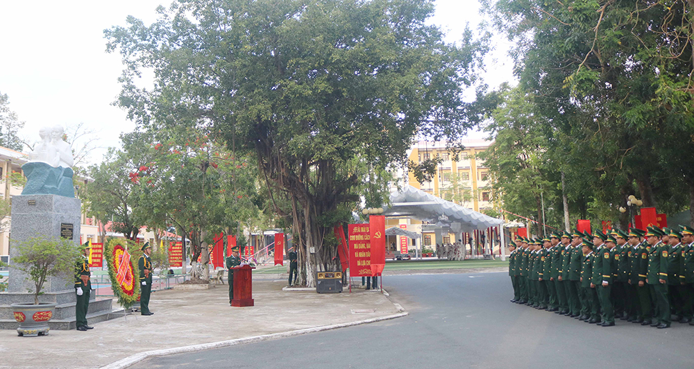 Bộ đội Biên phòng tỉnh An Giang đón nhận Huân chương Chiến công hạng Nhì