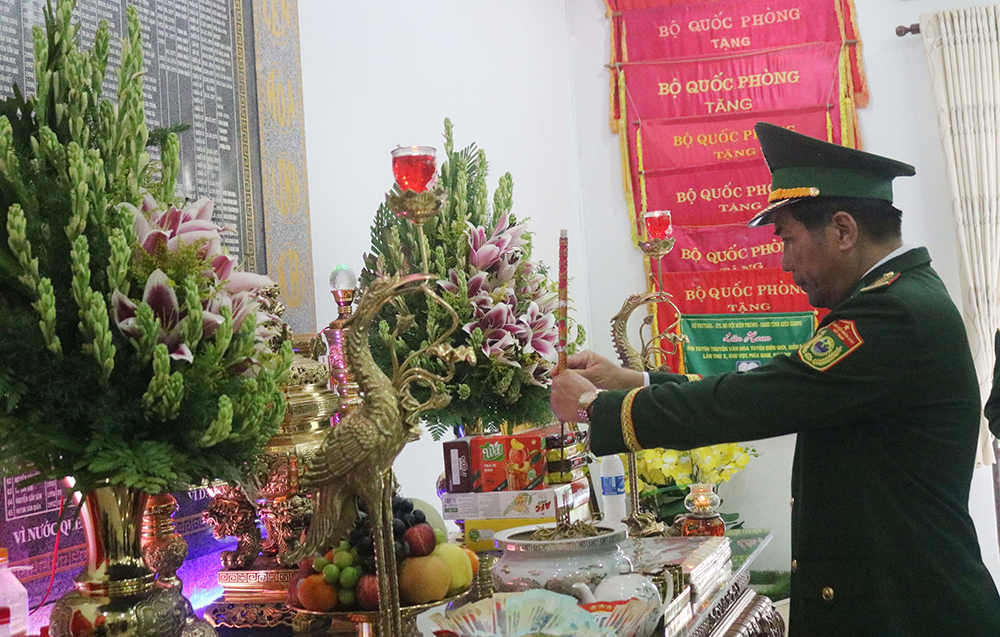 Bộ đội Biên phòng tỉnh An Giang đón nhận Huân chương Chiến công hạng Nhì