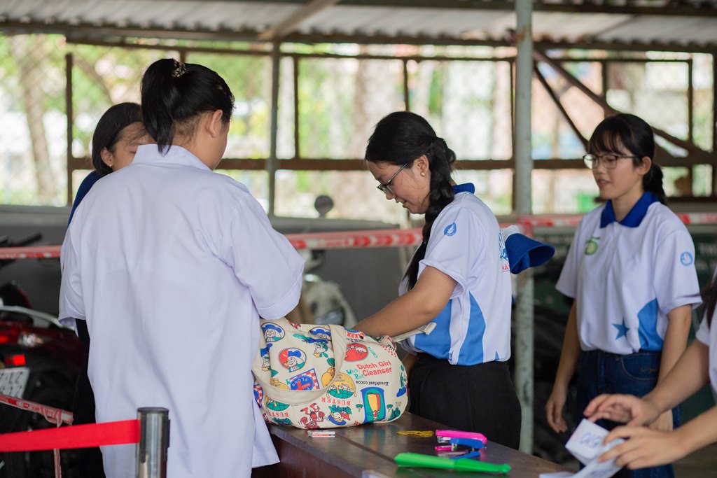 Tiếp sức mùa thi