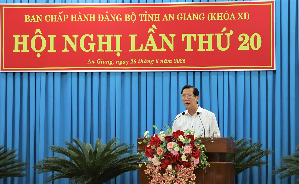 Bí thư Tỉnh ủy An Giang Lê Hồng Quang mong muốn An Giang tiếp tục đoàn kết, vững mạnh, kiến tạo quê hương Bác Tôn ấm no, hạnh phúc