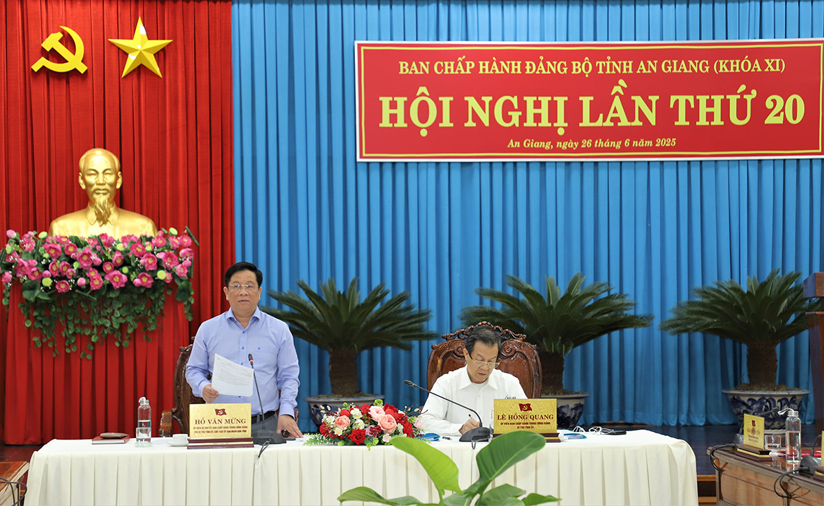 Bí thư Tỉnh ủy An Giang Lê Hồng Quang mong muốn An Giang tiếp tục đoàn kết, vững mạnh, kiến tạo quê hương Bác Tôn ấm no, hạnh phúc